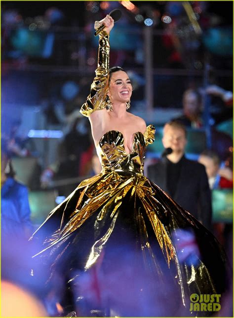 katy perry performance at coronation video