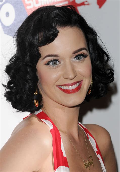 katy perry red lipstick