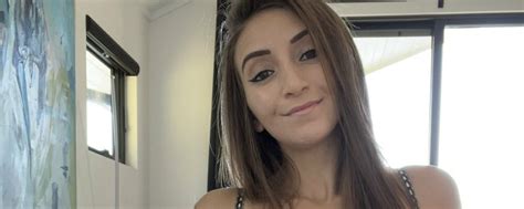 From Bikini to Power: What Britt Fit Changed Forever!