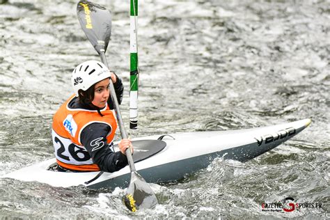 Canadian Sprint Canoe Kayak Championships Excited crowd motivates