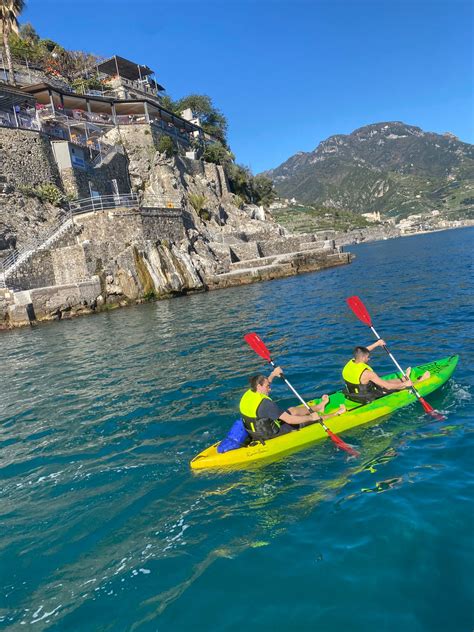 kayak guided tours