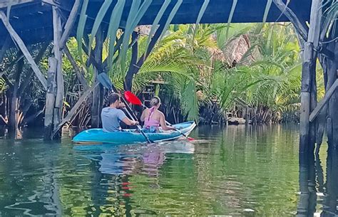 kayak tour reflection