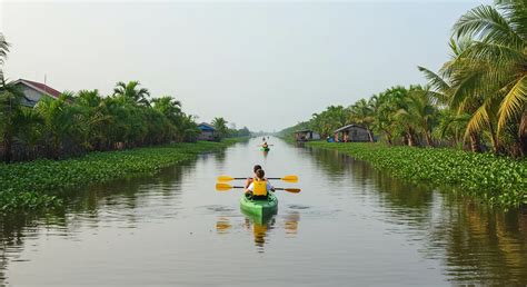 kayaking Mekong Delta
