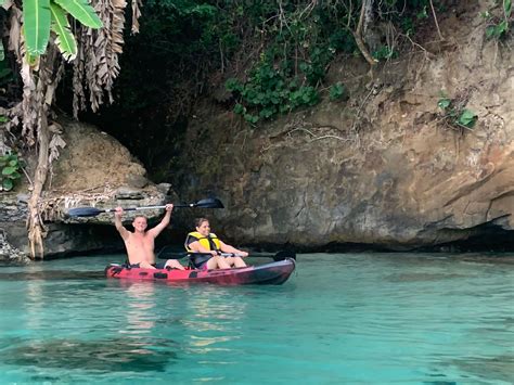 kayaking in Punta Uva