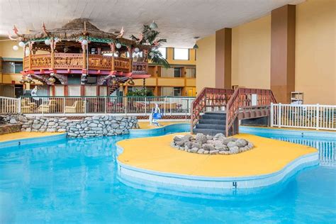 kearney ne hotels with indoor pools