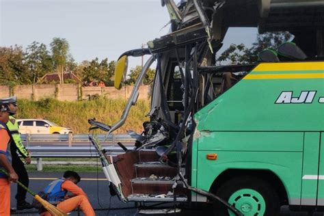 kecelakaan di tol sragen