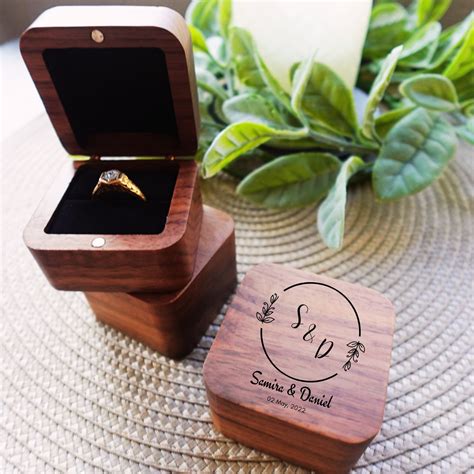 Keepsake Ring Box
