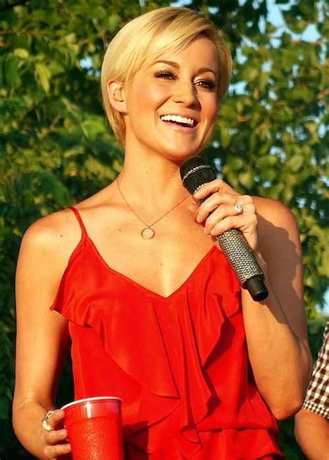 kellie pickler age and weight