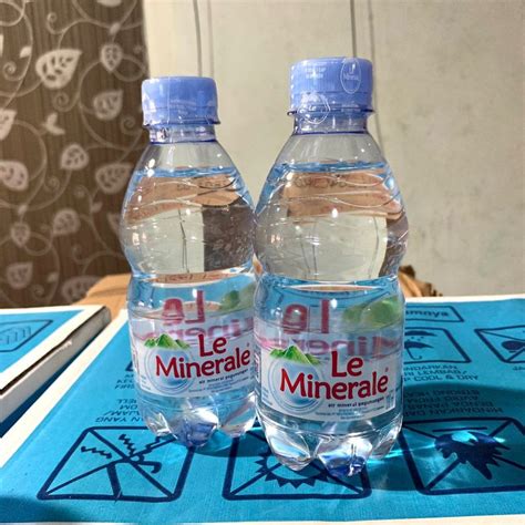 Le Minerale Gelas kemasan botol ramah lingkungan