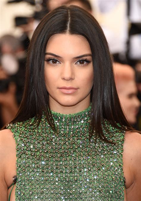 65 Kendall Jenner Hair Looks We Love Kendall Jenner's Hairstyle Evolution