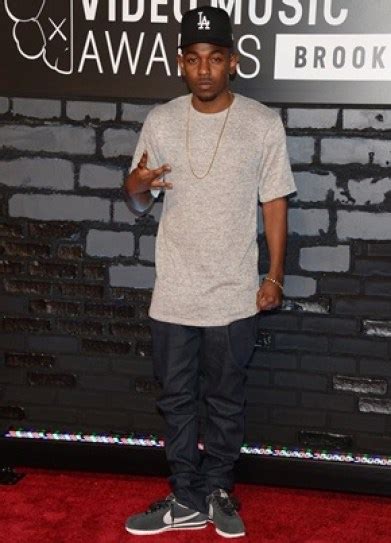 kendrick lamar height and shoe size