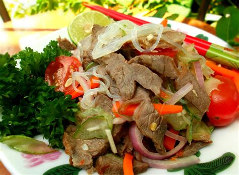 Kerabu Daging Ala Thai: Resipi Dan Arahan