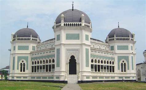Kerajaan Islam Pertama di Nusantara