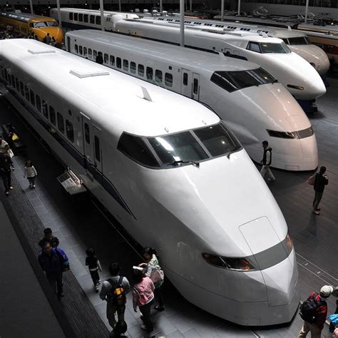 Kenyamanan Penumpang di Gerbong Kereta Api Jepang