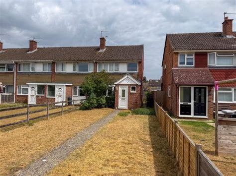 Kestrel Close Thatcham