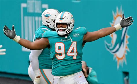 kevin tobe miami dolphins