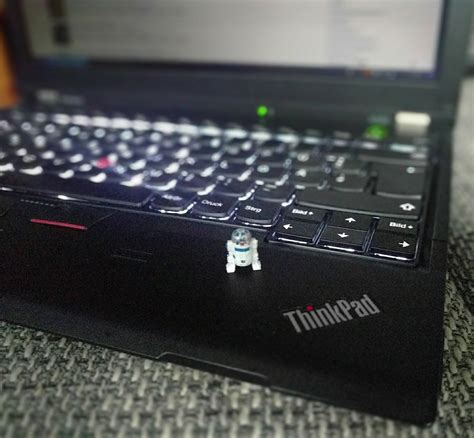 keyboard backlight turn on lenovo thinkpad