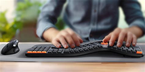 Keyboard To Help With Carpal Tunnel