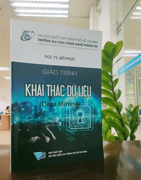 khai thac du lieu uit