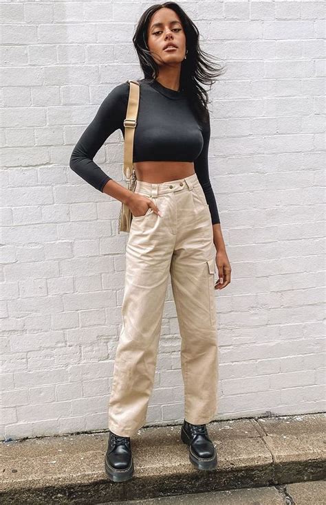 Khaki joggers outfit womens, Cargo pants Outfit Ideas With Joggers