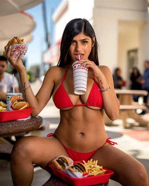 khalifa deepthroat mia