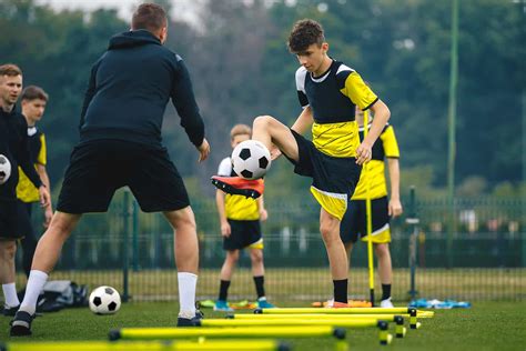 kids football training kits