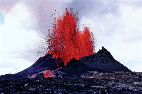 kilauea hawaii volcano eruption 1983 video