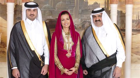 king of qatar wife