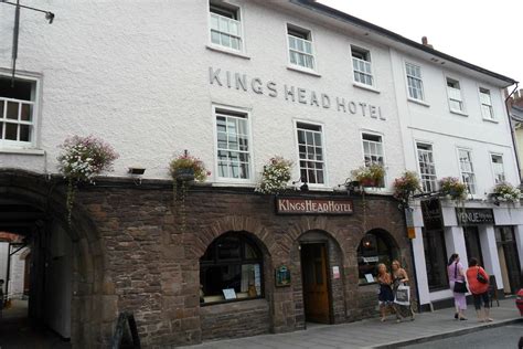 kings head hotel abergavenny