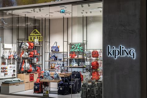 Kipling Outlet Store