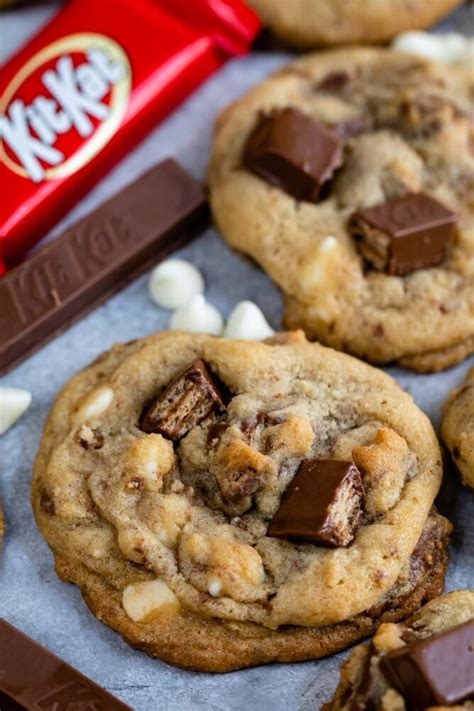 Kit Kat Cookie Bar