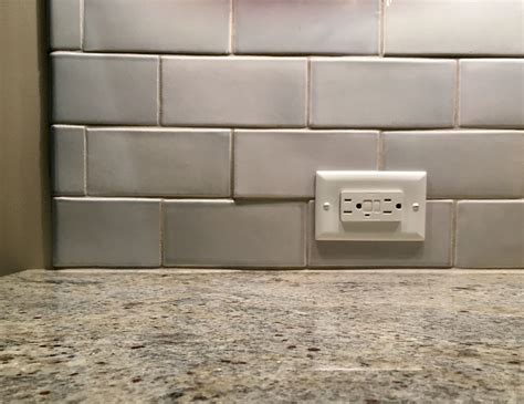 Cool Kitchen Backsplash Tile Outlets Ideas