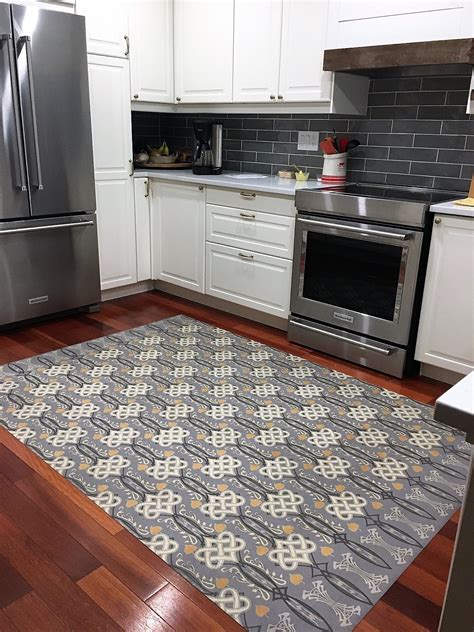 The Best Kitchen Floor Cloth Ideas