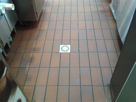 Incredible Kitchen Floor Fast Food Ideas