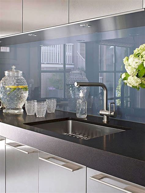 Awasome Kitchen Tiles Glass Ideas