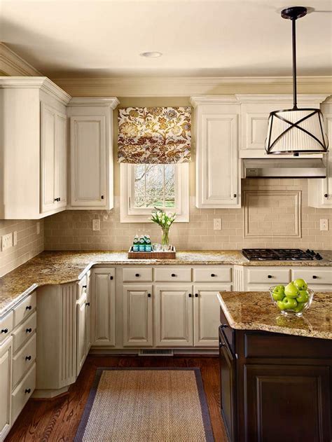 Famous Kitchen Tiles With Cream Cabinets 2023
