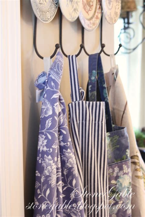 Kitchen Apron Rack