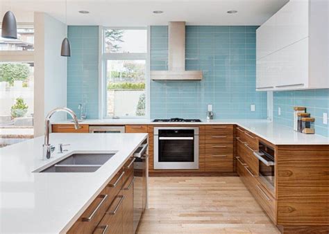 Kitchen Backsplash No Upper Cabinets