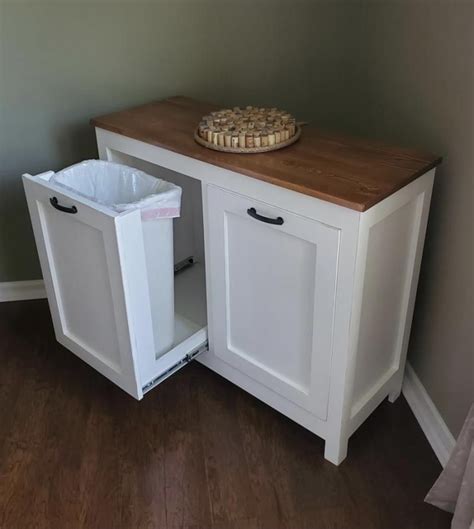 Kitchen Garbage Can Storage