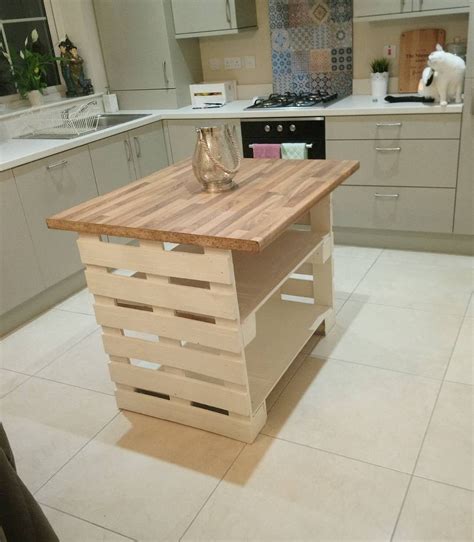 Kitchen Island Pallets Ideas