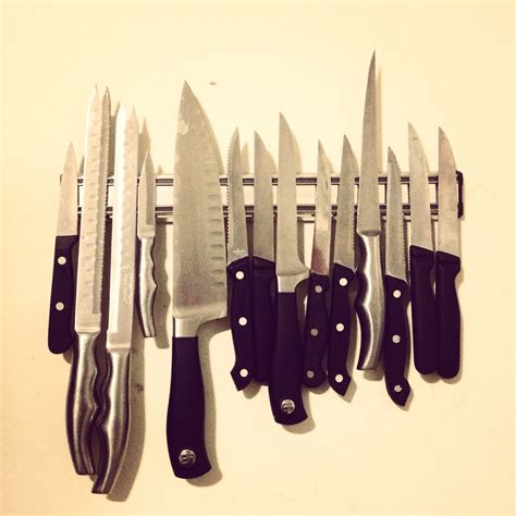 Kitchen Knife Wallpaper