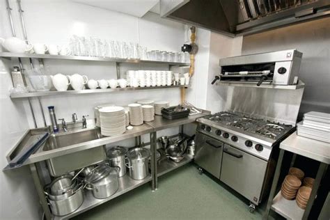 Kitchen Set Up For Small Restaurant