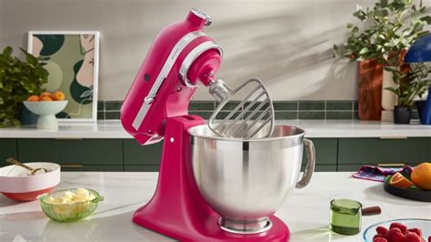Dress Up Your Kitchen for Spring with KitchenAid's New Floral Mixer Bowls Kitchen aid, Cute