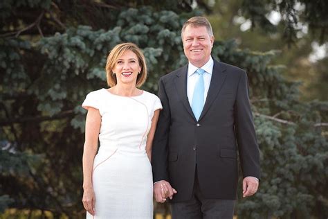 klaus iohannis wife