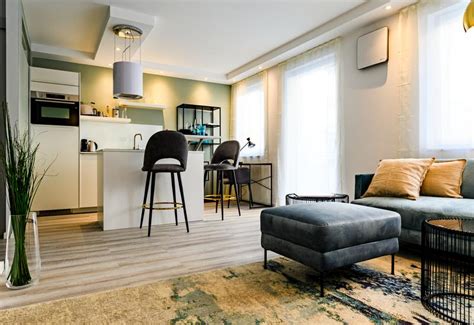 Klein Appartement Kleine Woonkamer Met Open Keuken Inrichten