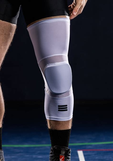 Knee Pad Custom Code