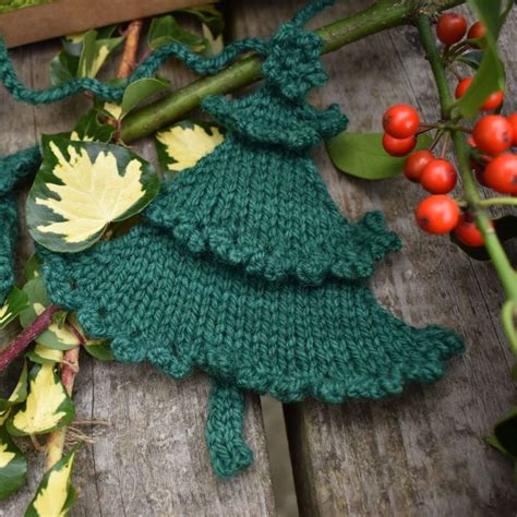 Knitted Tree Garland