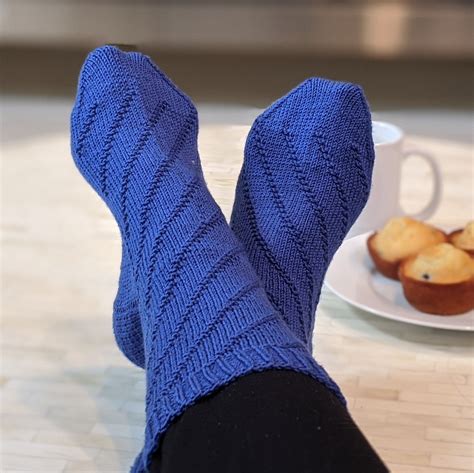 Free Socks Knitting Pattern for Two Needle Flat Knit Socks