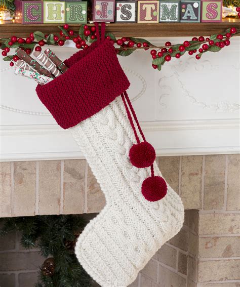 Mini Christmas Stockings FREE Knitting Pattern