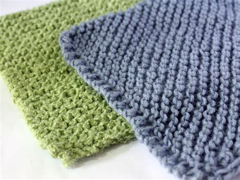 Knit Cotton Washcloth with Crochet Edge • Nourish and Nestle
